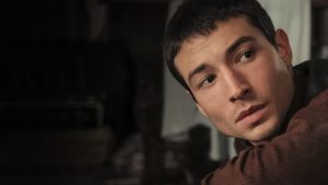 Fantastic Beasts The Crimes Of Grindelwald Fan Theories about the true identity of Credence and if Grindelwald was lying