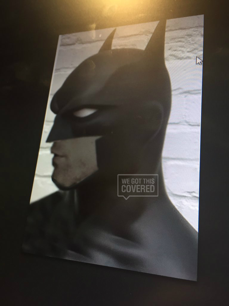 The-Batman-Batsuit leaked